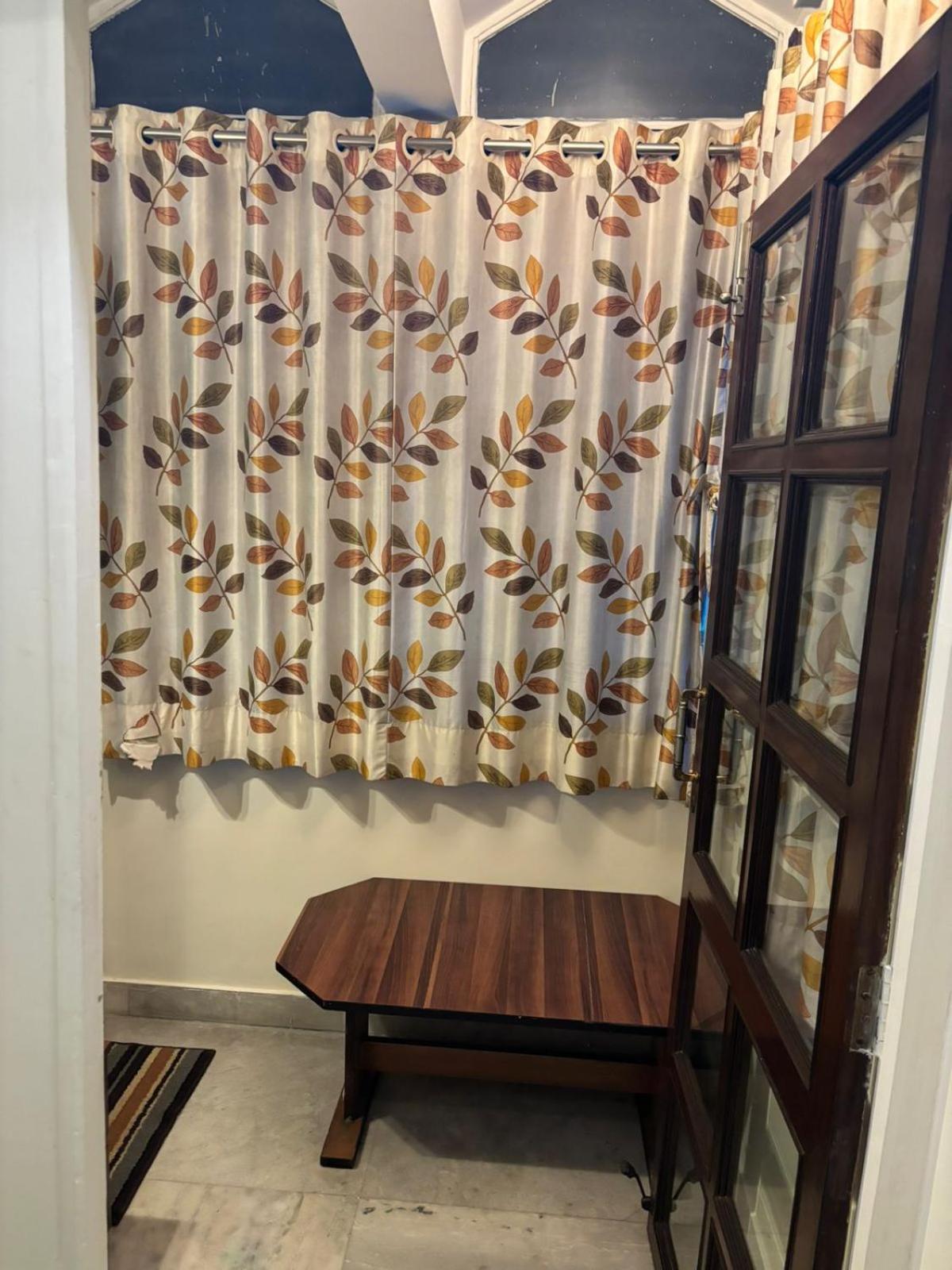 Om Sai Villa Guesthouse Kalkuta Zewnętrze zdjęcie