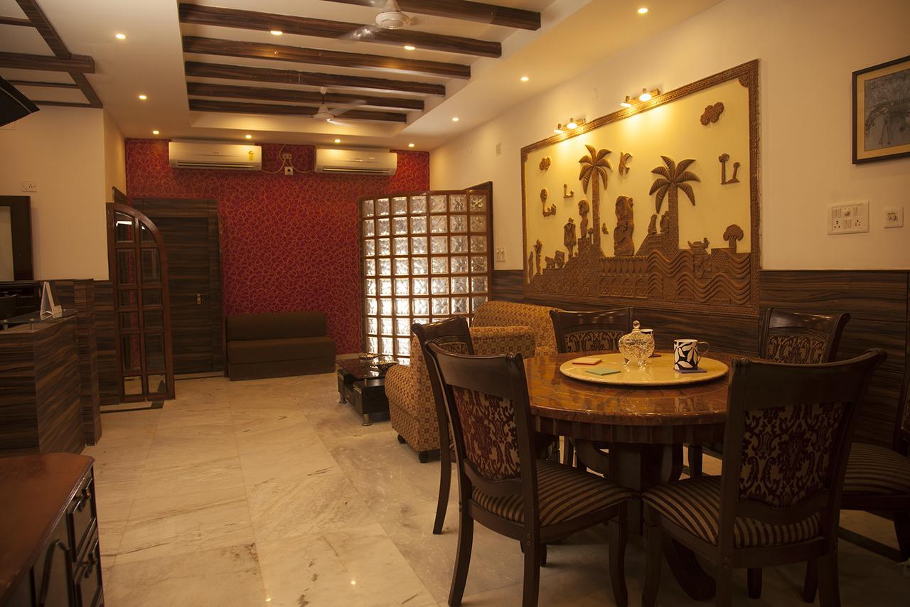 Om Sai Villa Guesthouse Kalkuta Zewnętrze zdjęcie
