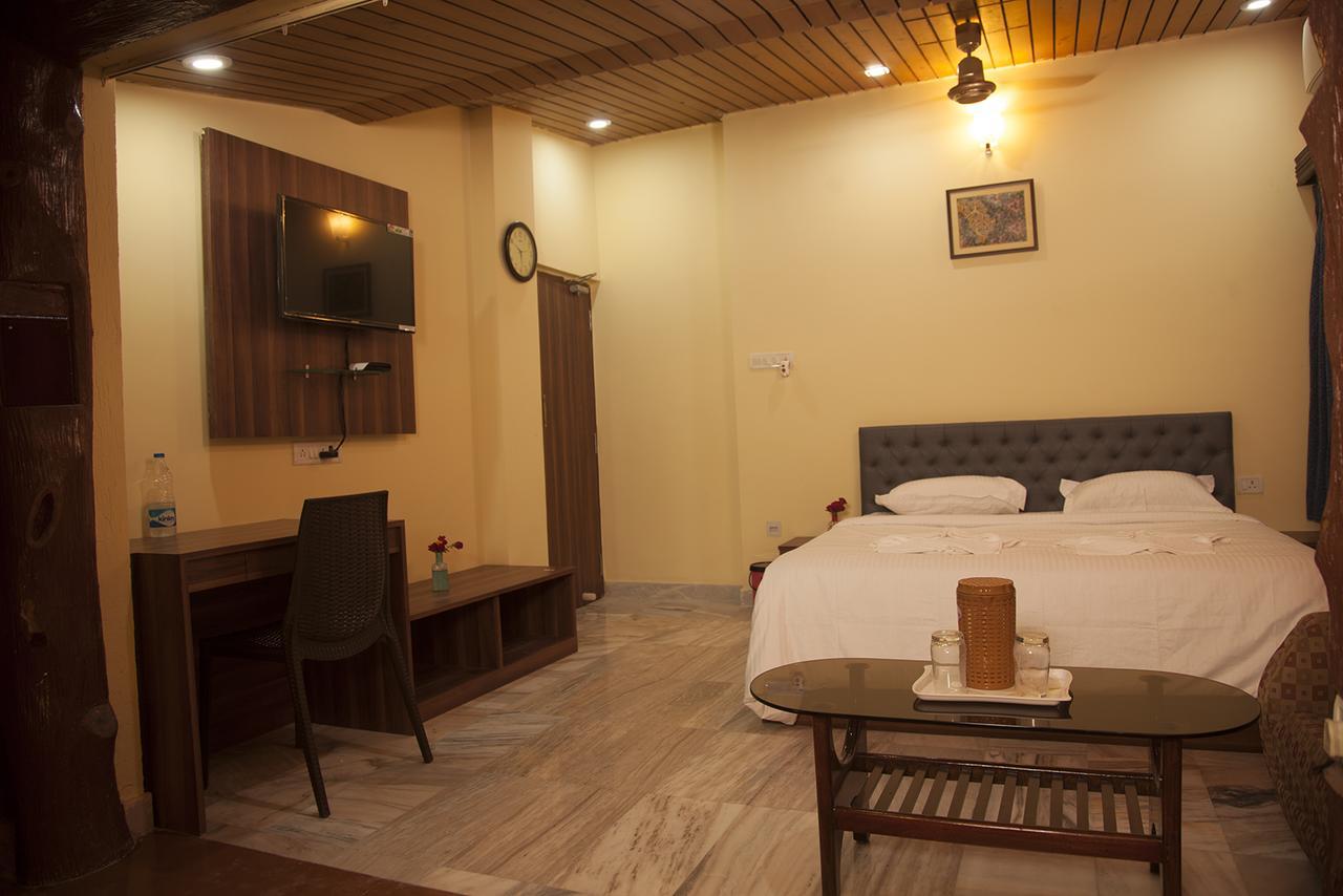 Om Sai Villa Guesthouse Kalkuta Zewnętrze zdjęcie