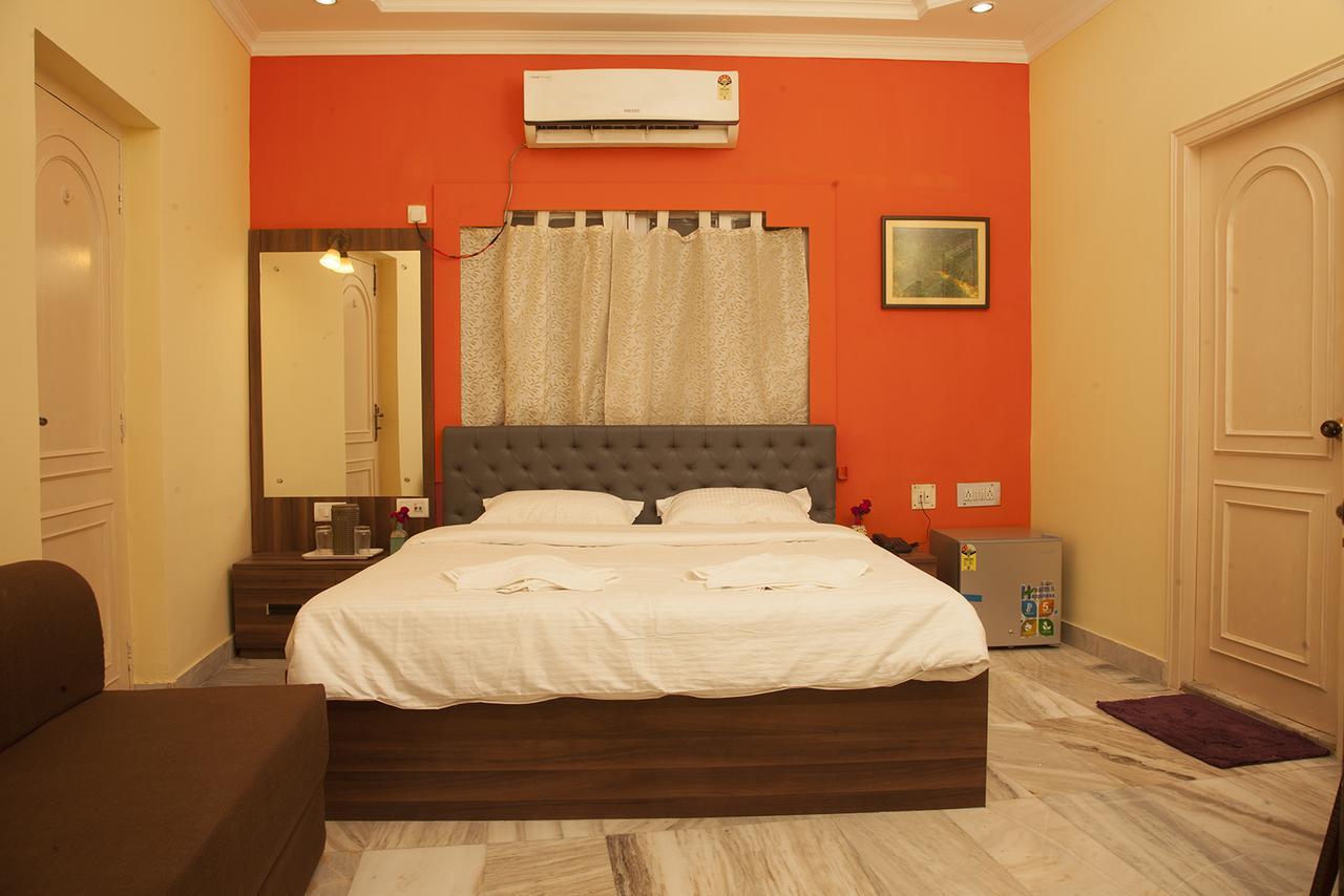 Om Sai Villa Guesthouse Kalkuta Zewnętrze zdjęcie
